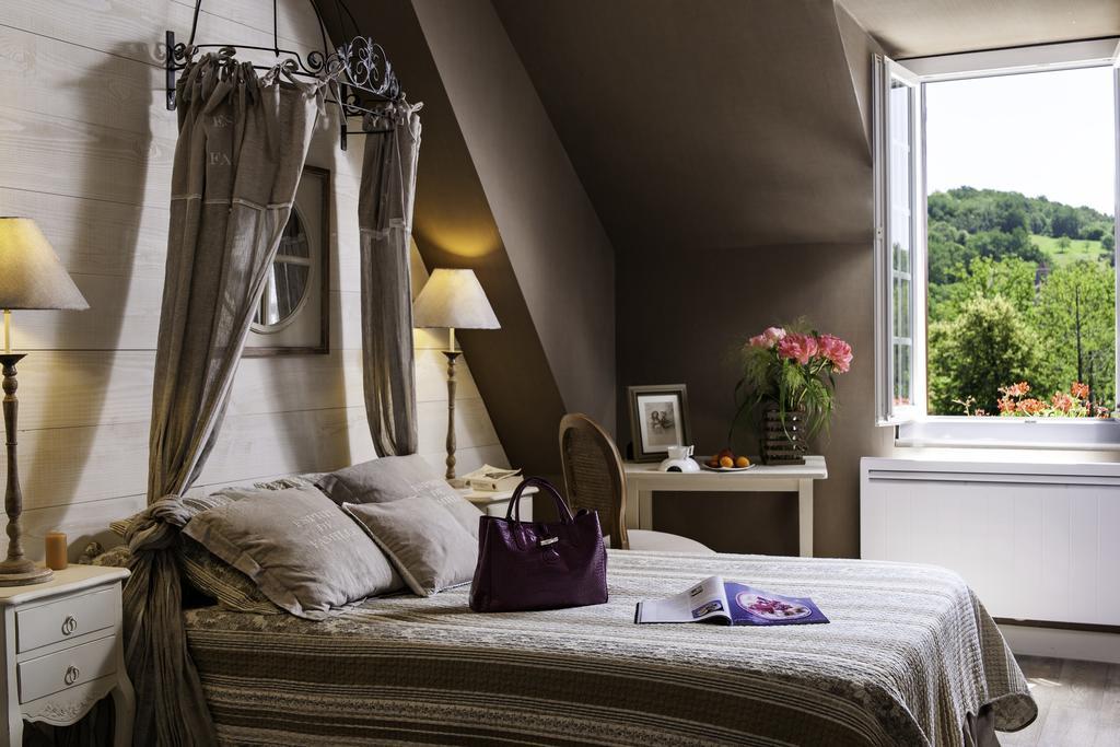 Hostellerie Belle Rive Gagnac-sur-Cere エクステリア 写真